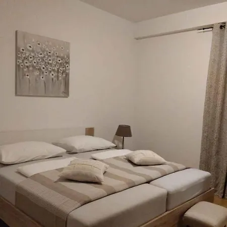 Appartamento In 51833